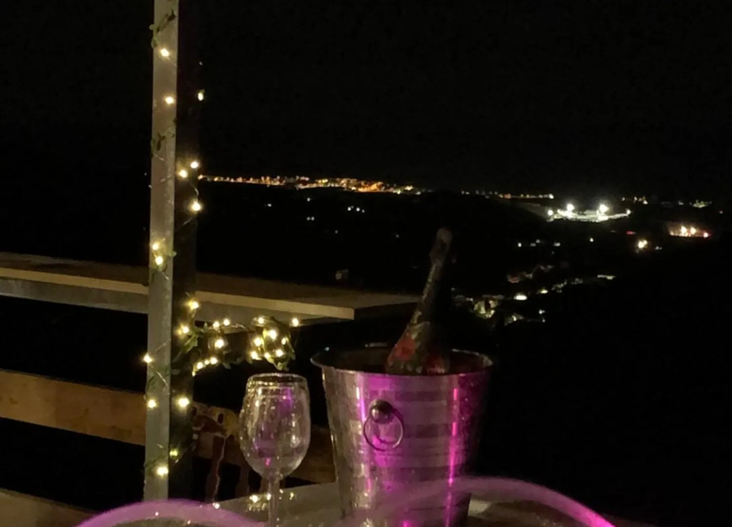 Holiday home Casa Rural Malaga Monkey Love Con Jacuzzi Iznate